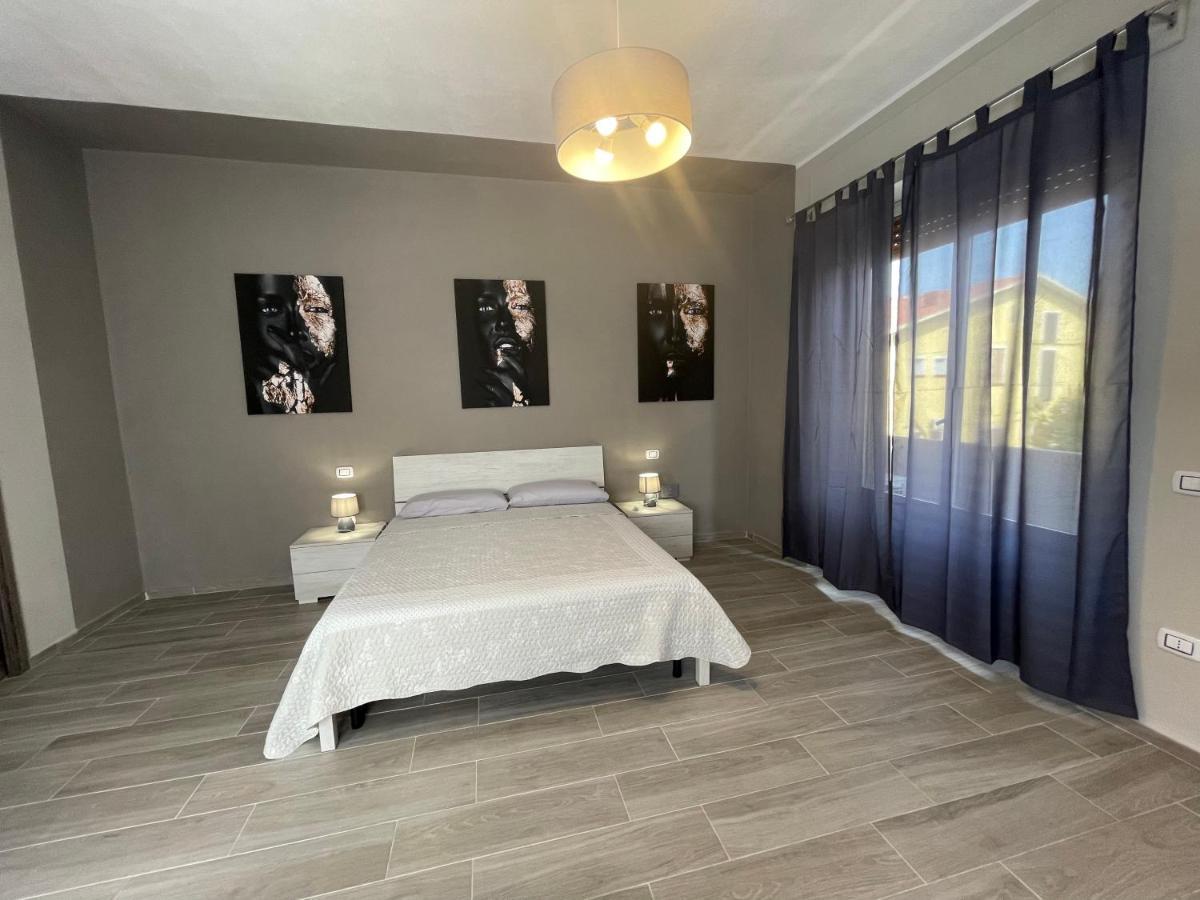 Appartamento Elegante קרבוניה מראה חיצוני תמונה